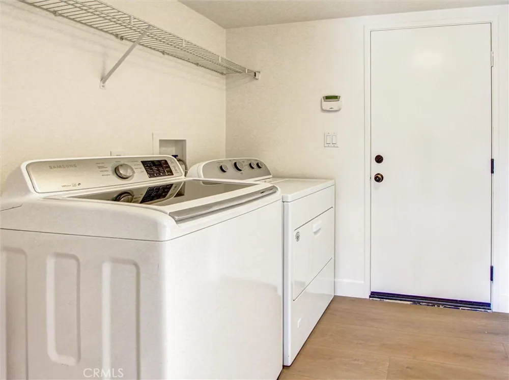 8056 Torino Stanton, CA 90680
