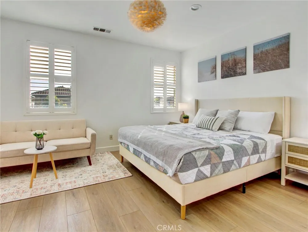 8056 Torino Stanton, CA 90680