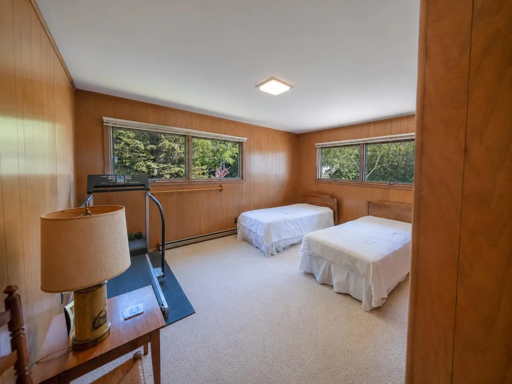 5254 Manitou Trail Leland Township, MI 49654