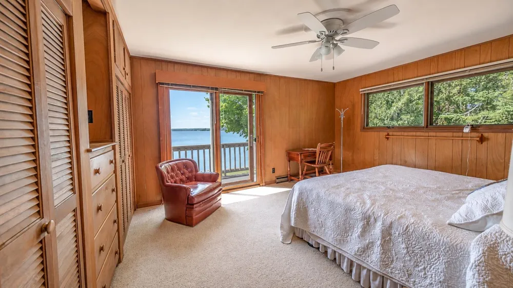 5254 Manitou Trail Leland Township, MI 49654