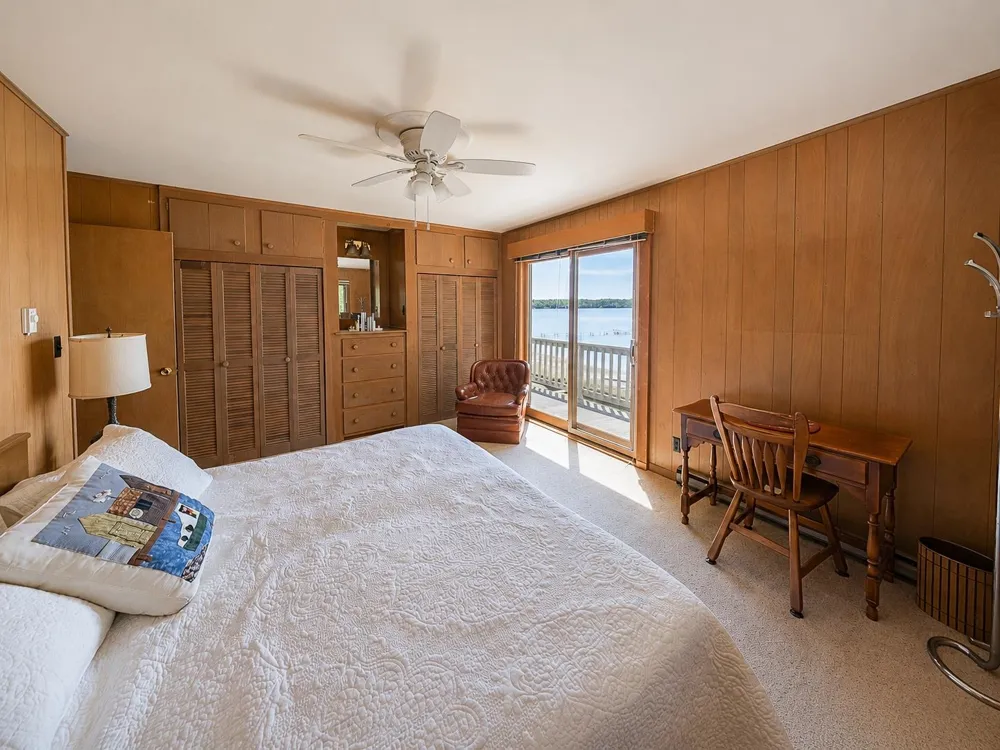 5254 Manitou Trail Leland Township, MI 49654