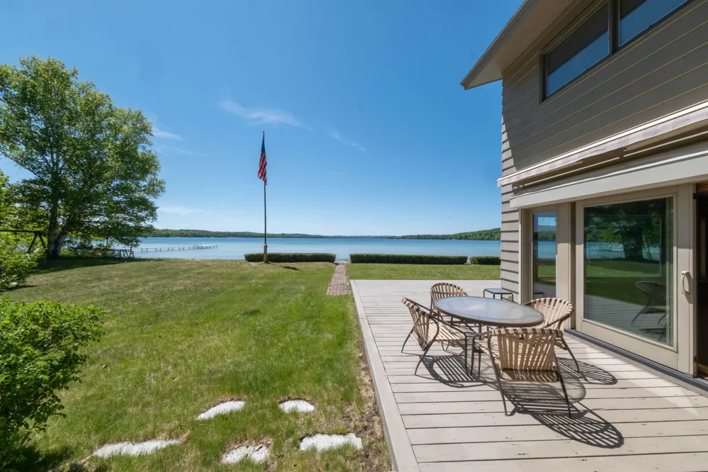 5254 Manitou Trail Leland Township, MI 49654