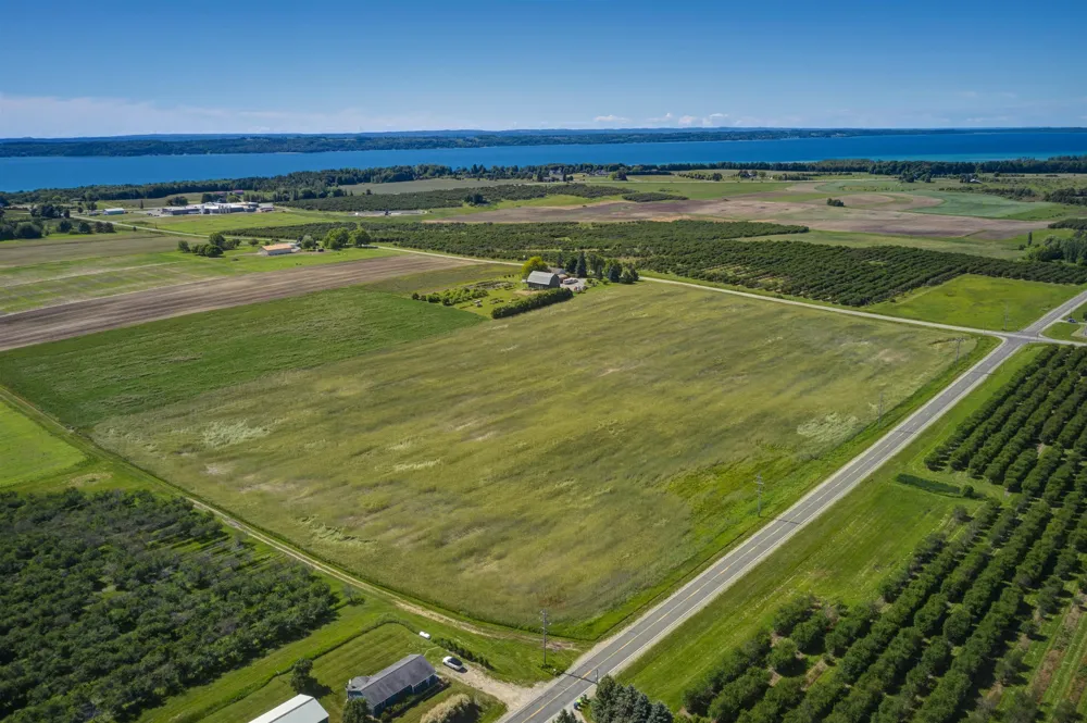 Angell Road Acme Township, MI 49690