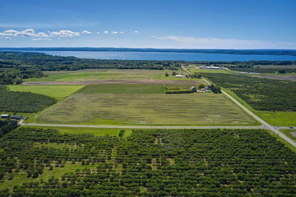 Angell Road Acme Township, MI 49690