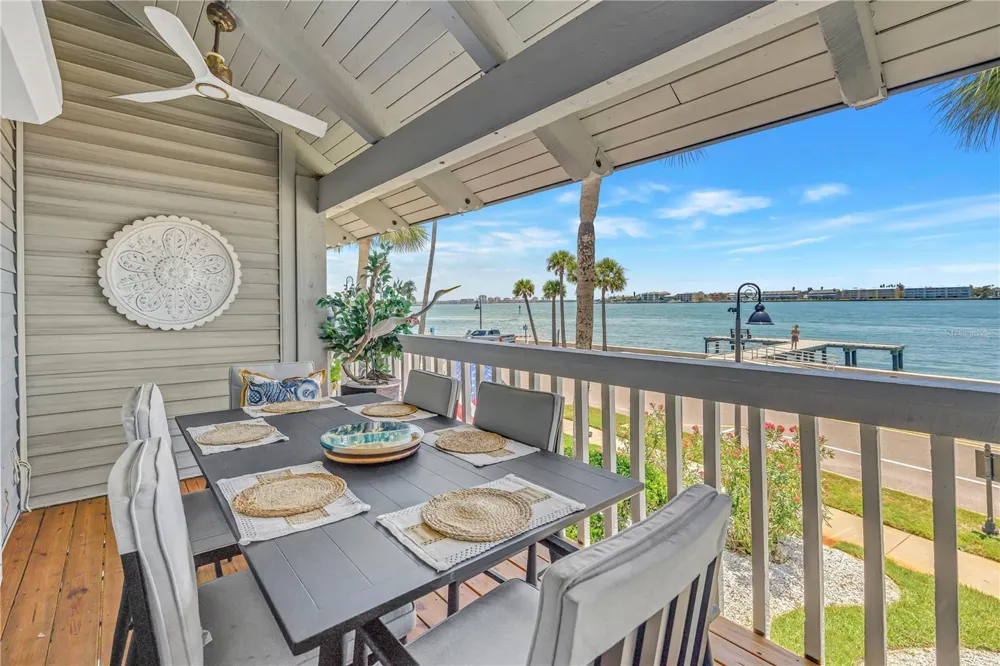 1010 PASS A GRILLE WAY #2 St Pete Beach, FL 33706