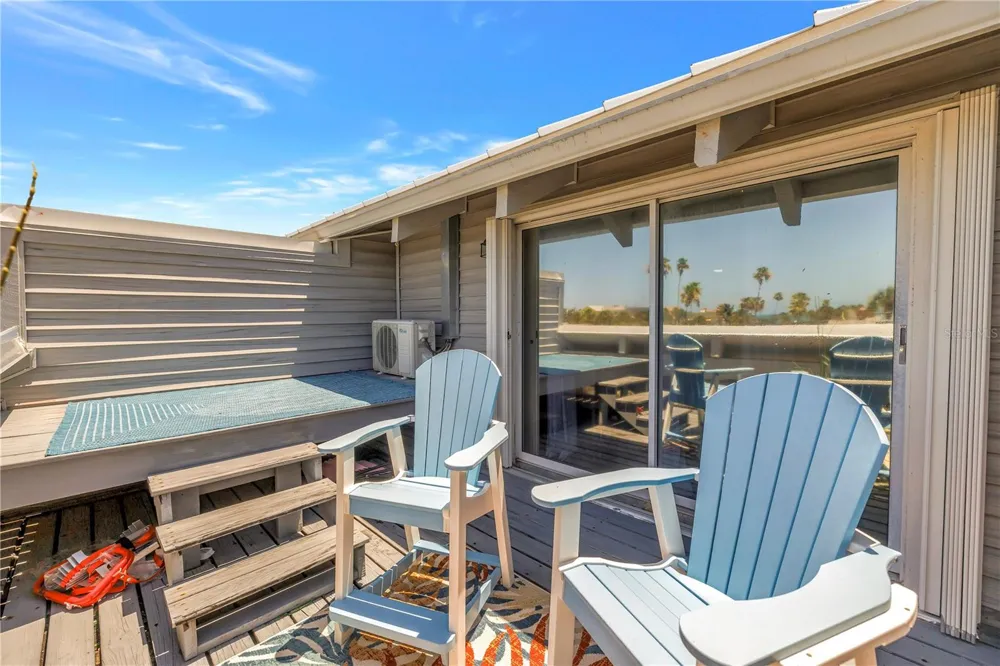 1010 PASS A GRILLE WAY #2 St Pete Beach, FL 33706