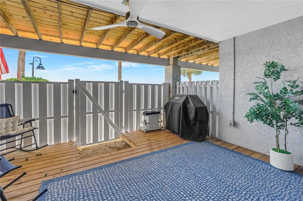 1010 PASS A GRILLE WAY #2 St Pete Beach, FL 33706