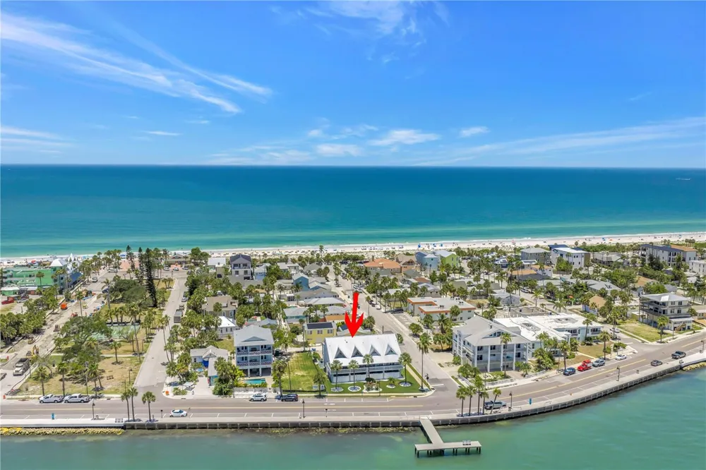 1010 PASS A GRILLE WAY #2 St Pete Beach, FL 33706
