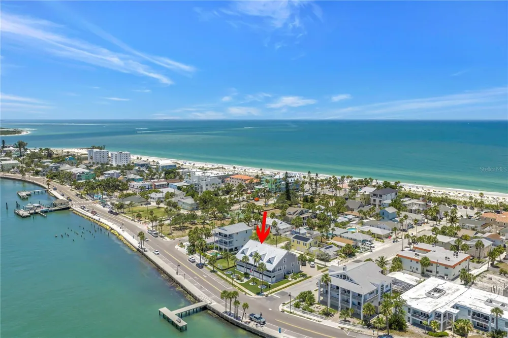 1010 PASS A GRILLE WAY #2 St Pete Beach, FL 33706