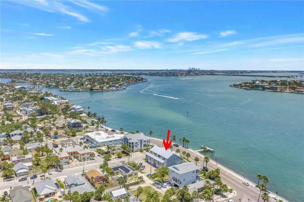 1010 PASS A GRILLE WAY #2 St Pete Beach, FL 33706