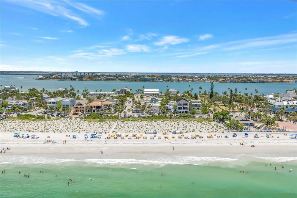 1010 PASS A GRILLE WAY #2 St Pete Beach, FL 33706