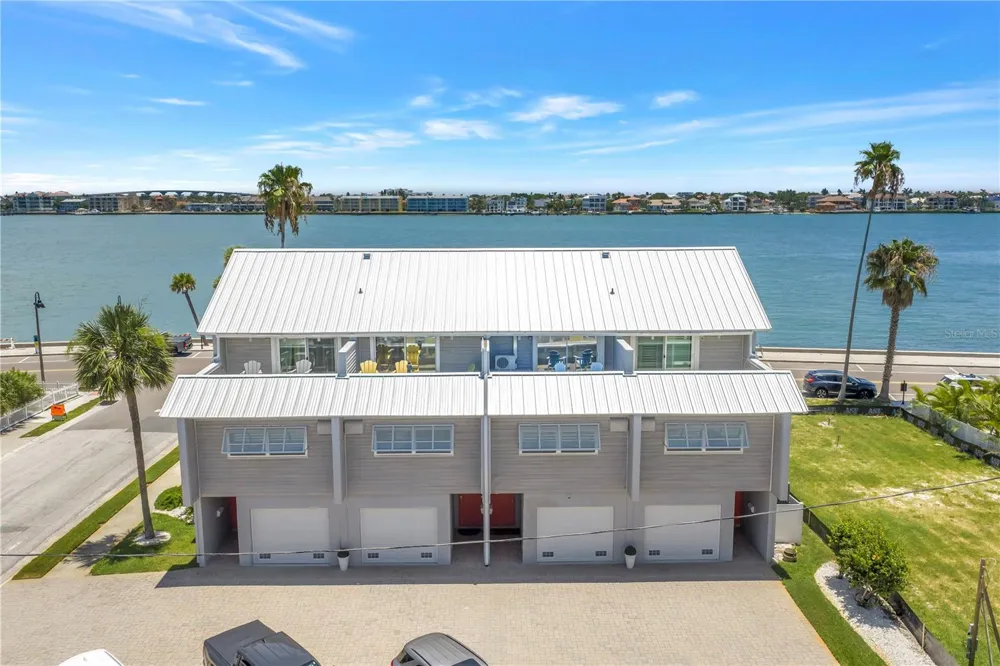 1010 PASS A GRILLE WAY #2 St Pete Beach, FL 33706
