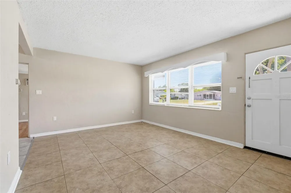 8871 93RD STREET Seminole, FL 33777