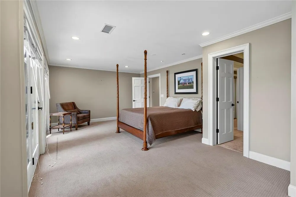 6576 Yacht Club Road Flowery Branch, GA 30542