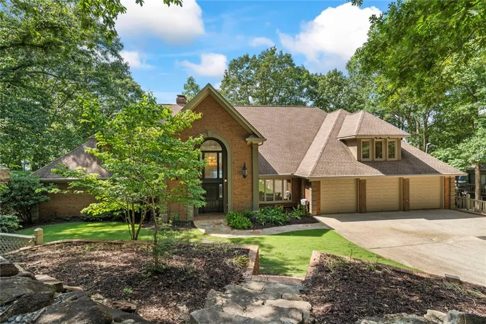 6576 Yacht Club Road Flowery Branch, GA 30542