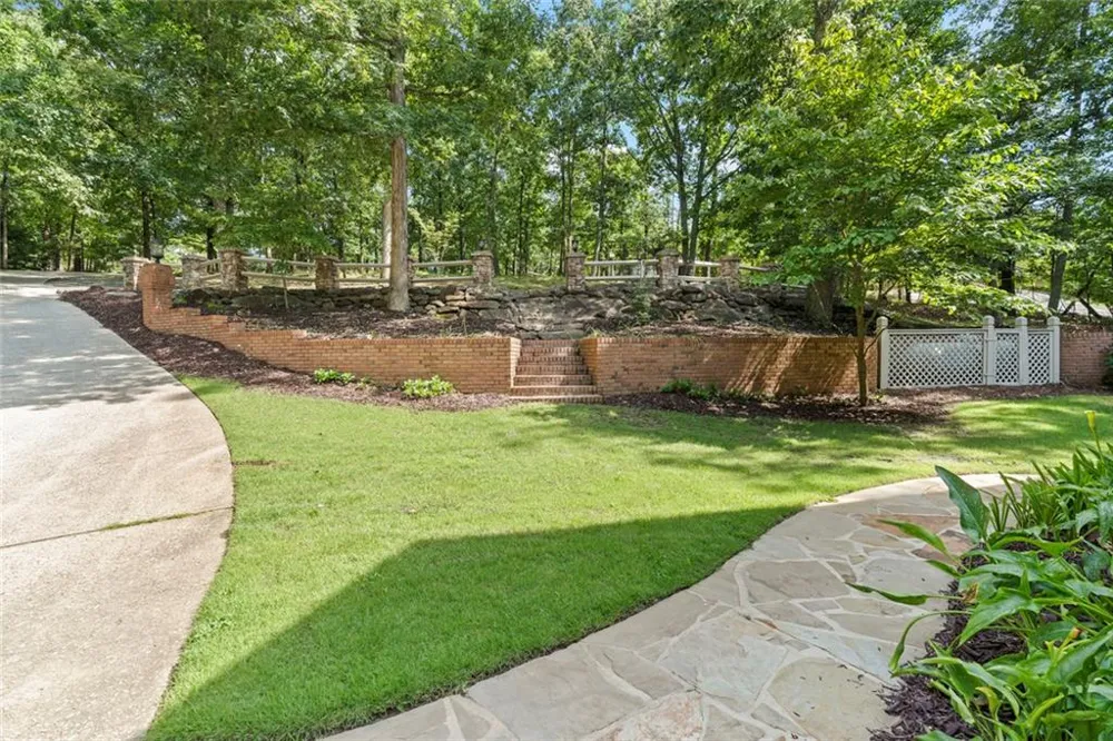 6576 Yacht Club Road Flowery Branch, GA 30542