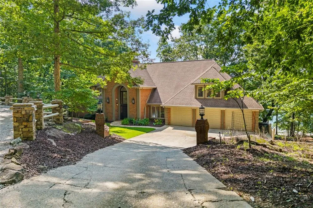 6576 Yacht Club Road Flowery Branch, GA 30542