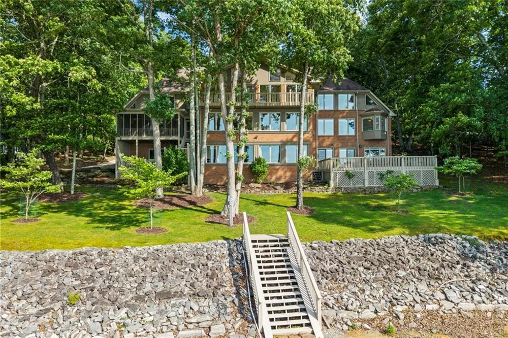 6576 Yacht Club Road Flowery Branch, GA 30542