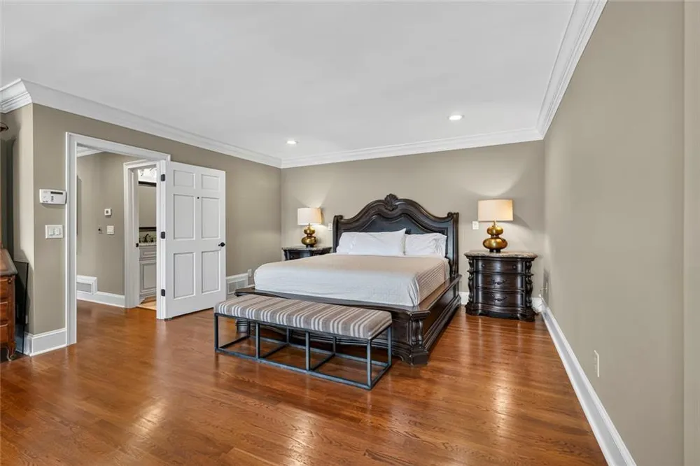6576 Yacht Club Road Flowery Branch, GA 30542
