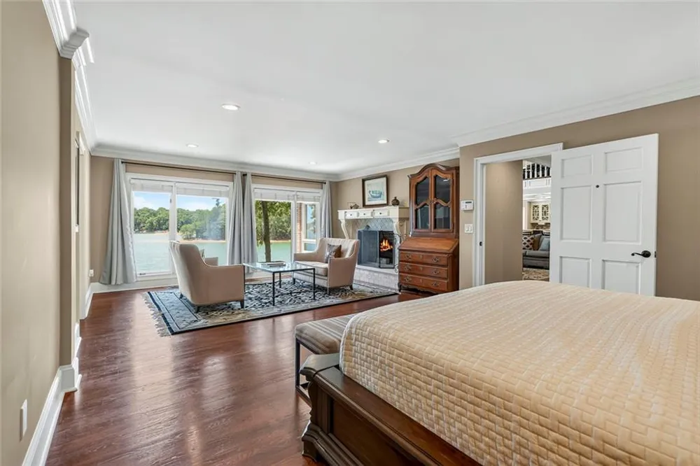 6576 Yacht Club Road Flowery Branch, GA 30542