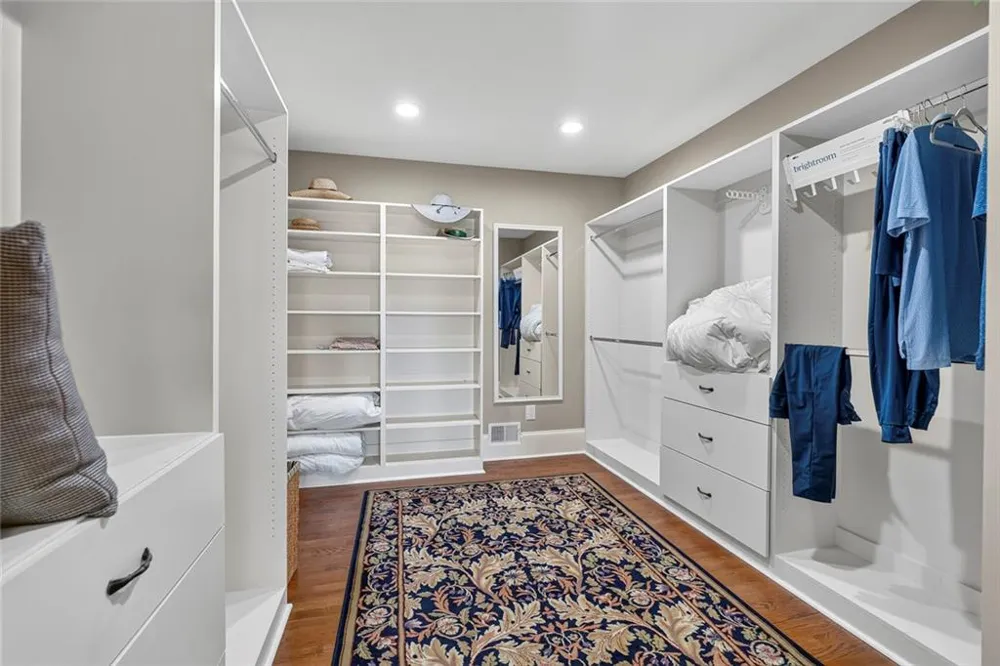 6576 Yacht Club Road Flowery Branch, GA 30542