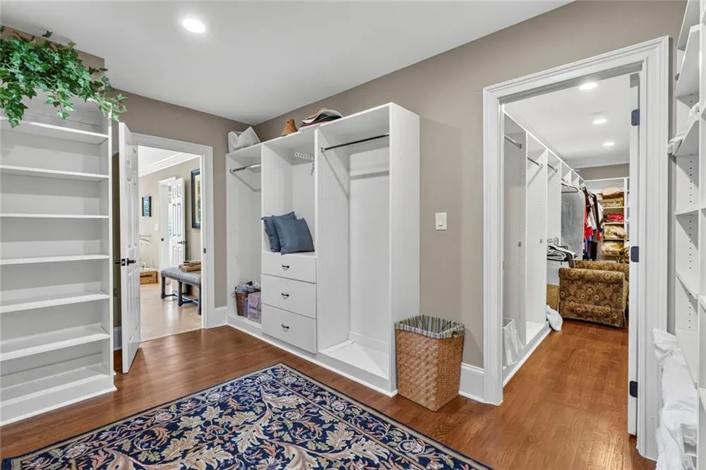 6576 Yacht Club Road Flowery Branch, GA 30542