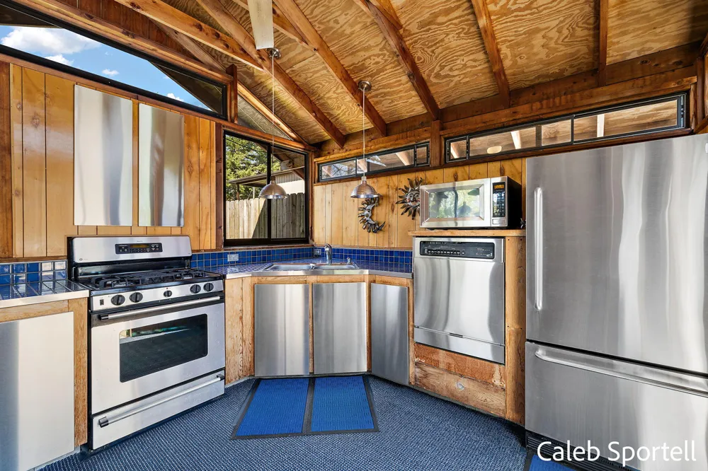 8201 Cherry Valley Avenue SE Caledonia, MI 49316