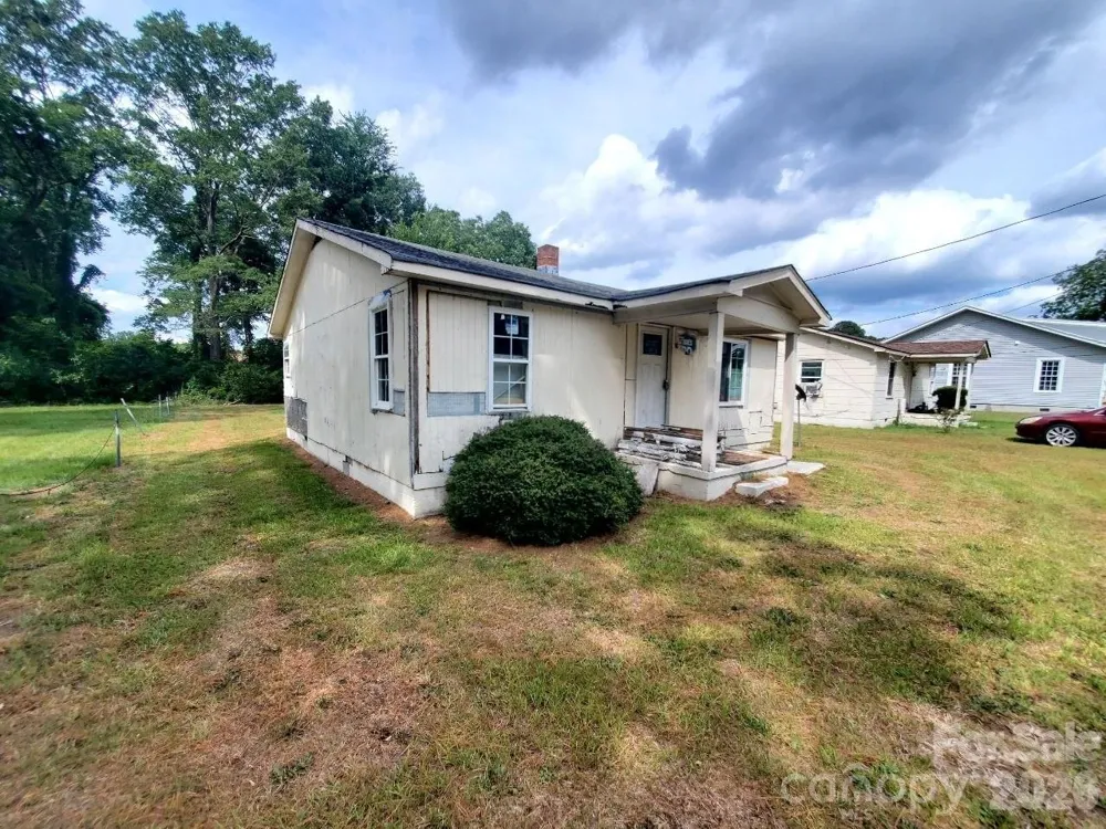 209 E James Street La Grange, NC 28551