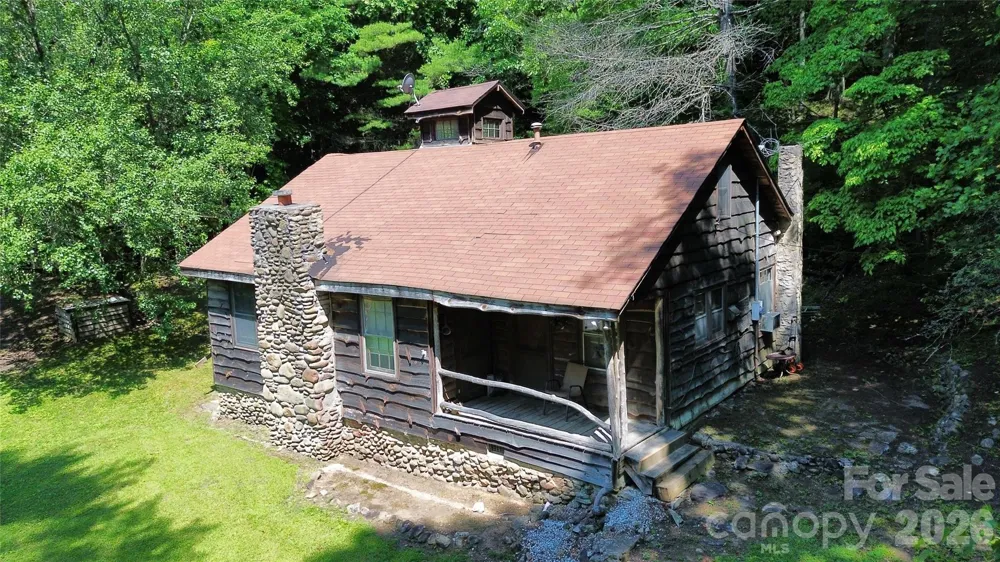 8340 Hwy 90 Highway Collettsville, NC 28611