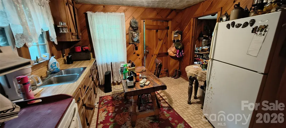 8340 Hwy 90 Highway Collettsville, NC 28611