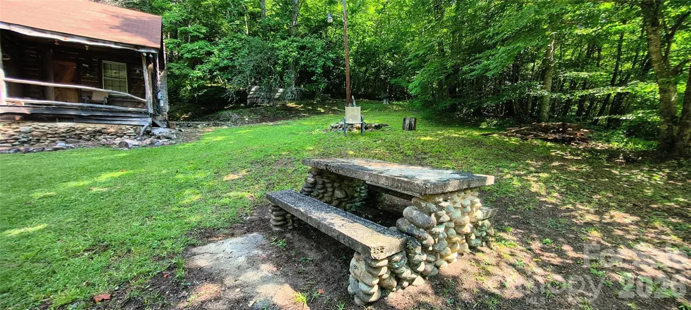 8340 Hwy 90 Highway Collettsville, NC 28611