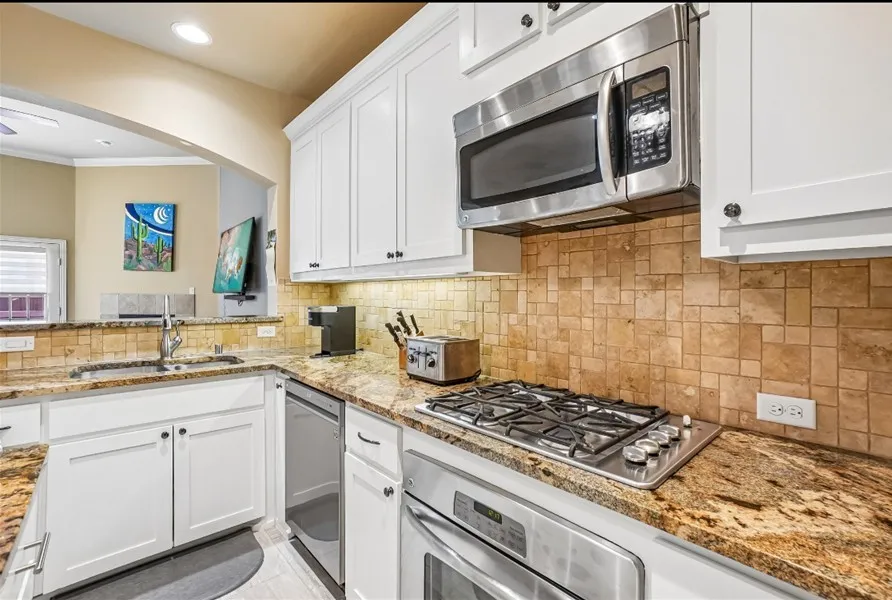 6118 Shoal Creek Trail Garland, TX 75044