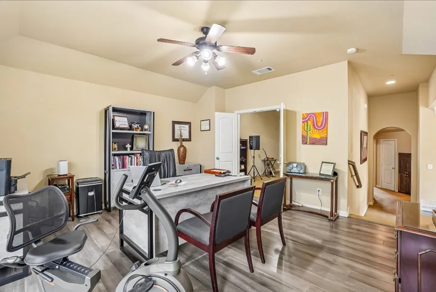 6118 Shoal Creek Trail Garland, TX 75044