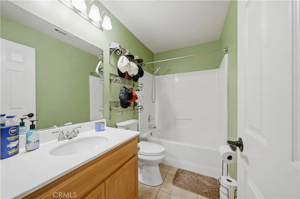 1936 Medoc San Jacinto, CA 92583