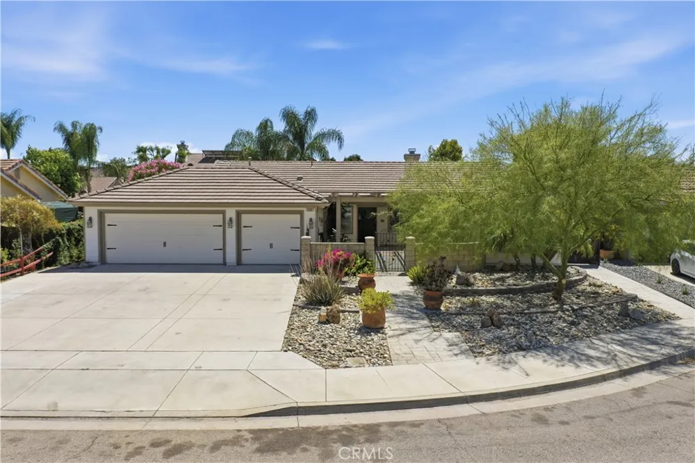 1936 Medoc San Jacinto, CA 92583