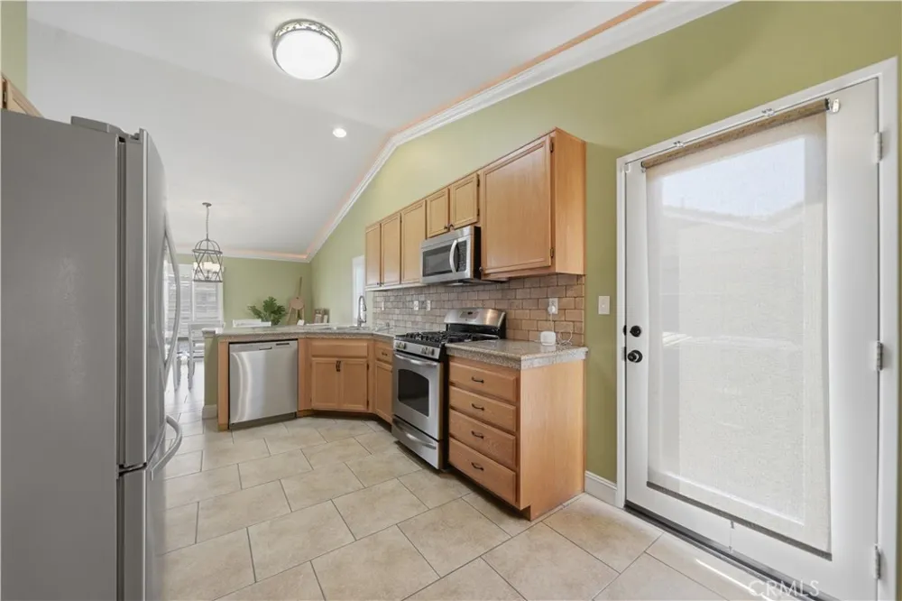 1936 Medoc San Jacinto, CA 92583