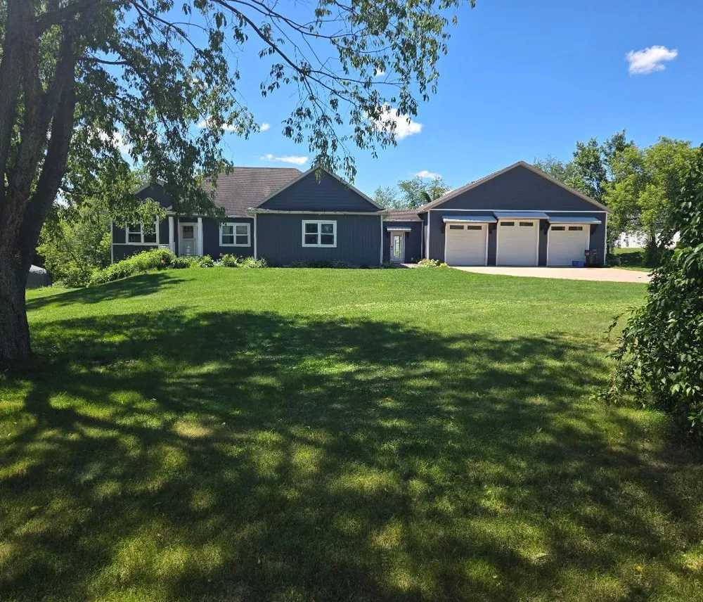 884 Stoney Hill Court Wayland, MI 49348