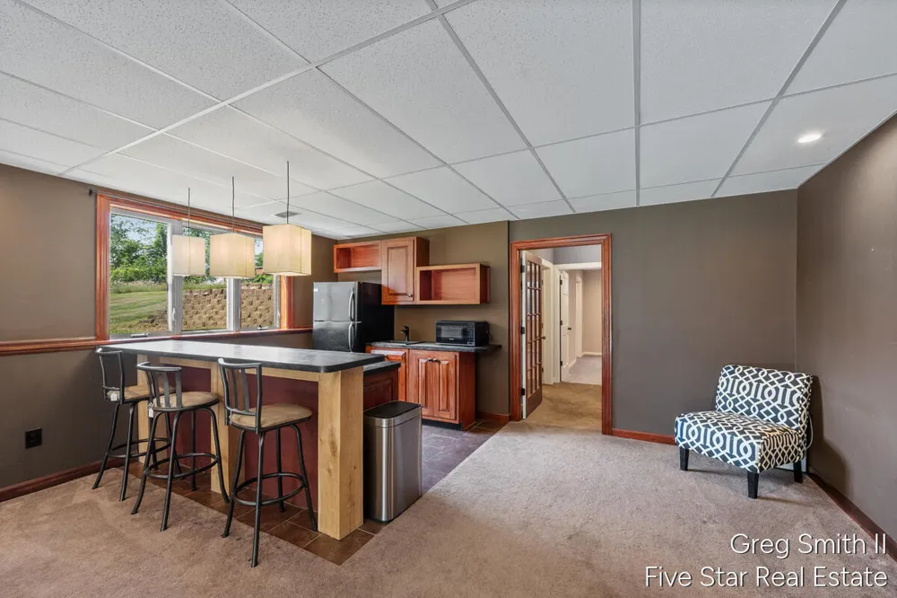 884 Stoney Hill Court Wayland, MI 49348