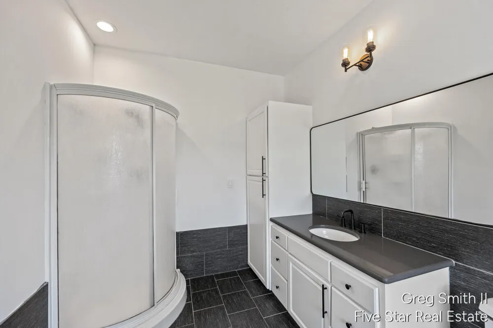 884 Stoney Hill Court Wayland, MI 49348