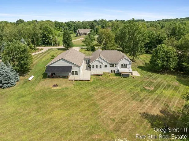 884 Stoney Hill Court Wayland, MI 49348
