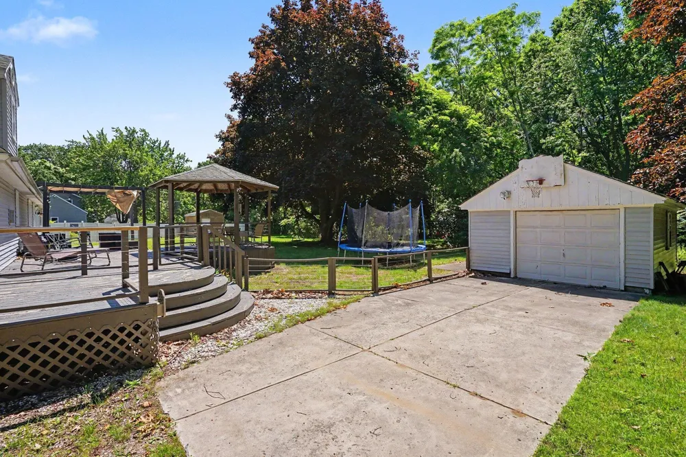 16962 Ransom Street Park Township, MI 49424