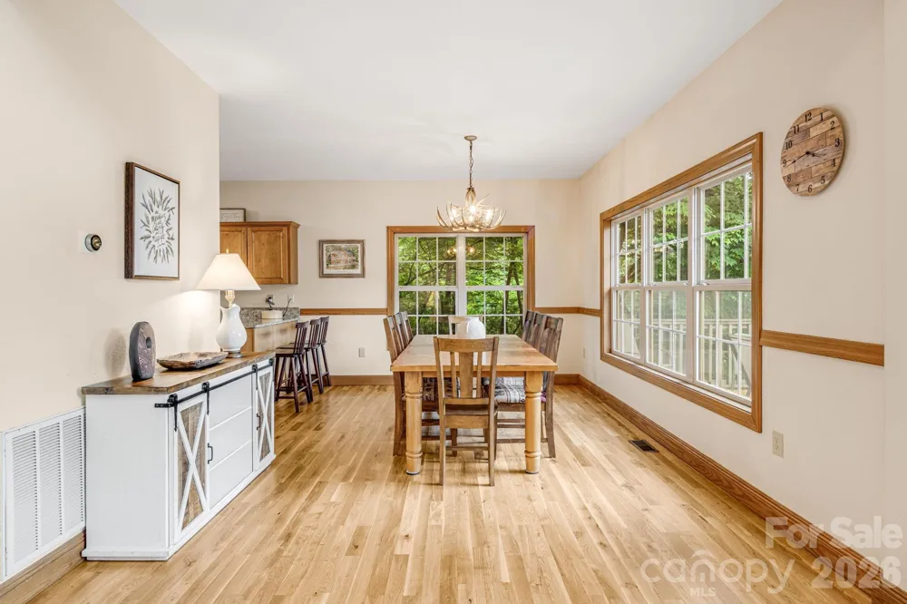 189 Cameron Lane Lake Lure, NC 28746