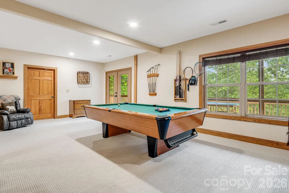 189 Cameron Lane Lake Lure, NC 28746