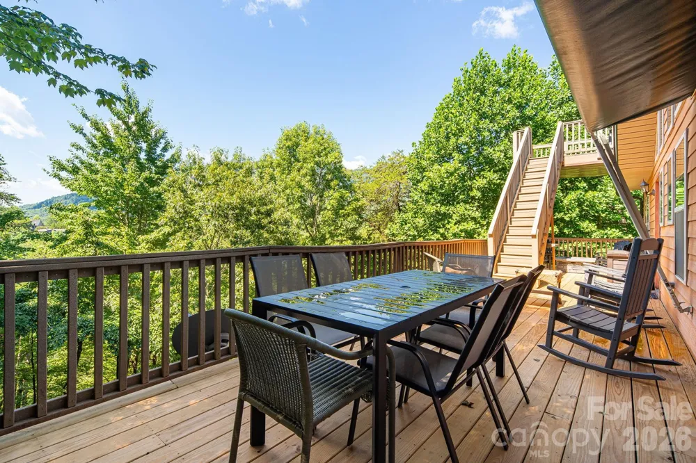 189 Cameron Lane Lake Lure, NC 28746