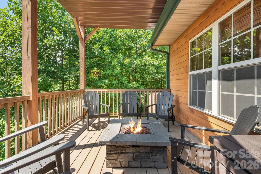 189 Cameron Lane Lake Lure, NC 28746