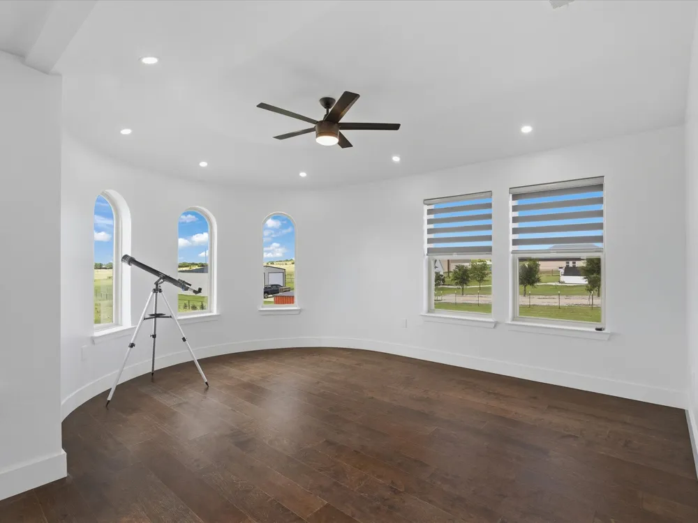 4450 E Masch Branch Road Krum, TX 76249