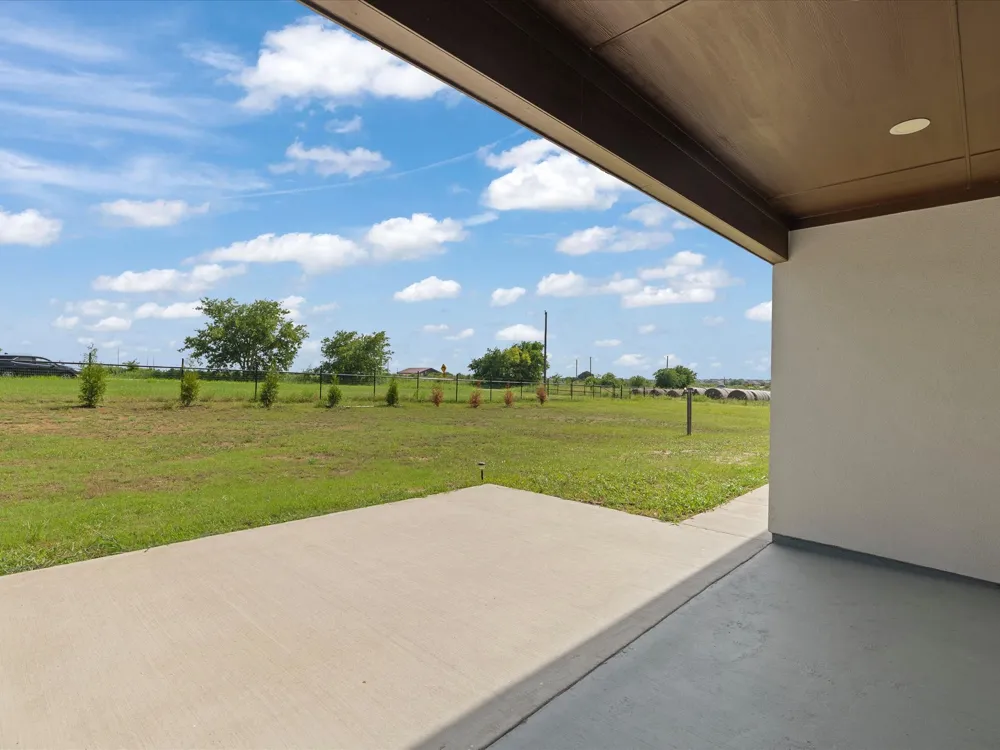4450 E Masch Branch Road Krum, TX 76249