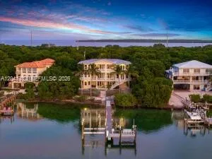 104 Coastal Dr