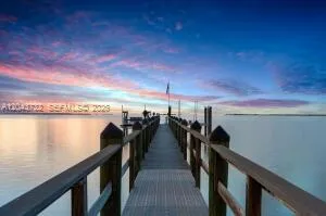 104 Coastal Dr Key Largo, FL 33037