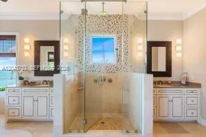 104 Coastal Dr Key Largo, FL 33037